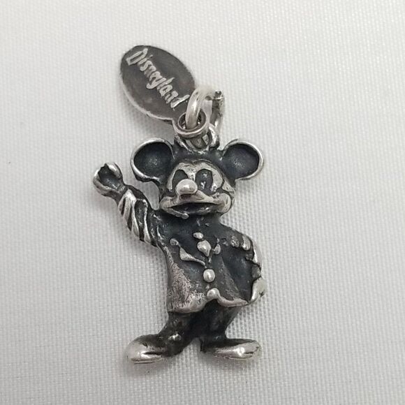 Vintage Walt Disney Production Disney Land Mickey Mouse Charm 3D Sterling Silver - Picture 2 of 9